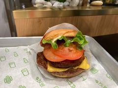 芝士牛肉蘑菇堡-Shake Shack(西单大悦城店)