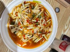 -叁煨蹄花·下饭盐帮菜(人民广场店)