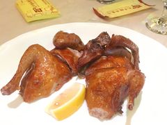 招牌红烧乳鸽-太平馆西餐厅(北京路店)