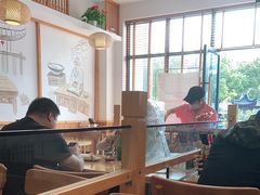 -小姜锅贴(凤凰街店)