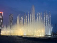 -东港音乐喷泉广场