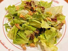 田园蔬菜核桃沙律配芥末油醋汁-Entrecôte 法国牛扒馆(保利·时光里店)