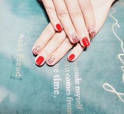 -纤指百魅美甲美睫