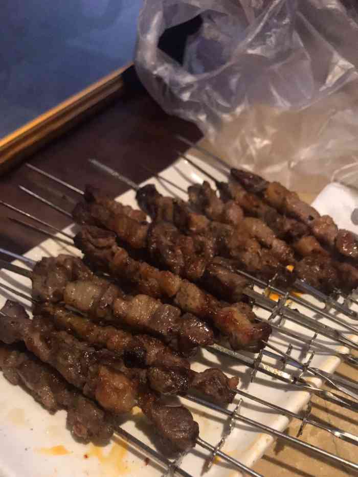 延边丰茂串城-"营业时间最长的烤串店了,最近来了好几次,.