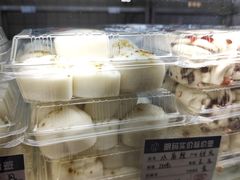 -白玉兰食品甜凤店(合生汇店)