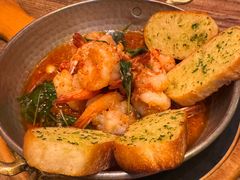 -SISTERS BAR RESTAURANT川意酒馆(嘉善老市H楼店)