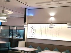 大堂-周渝食惦·酸菜鱼精致川菜(横岗店)