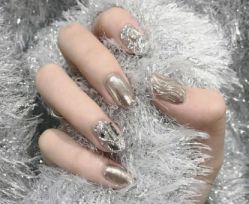 -Pink You美甲美睫纹绣定制中心