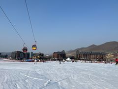 -中旅松花湖滑雪场