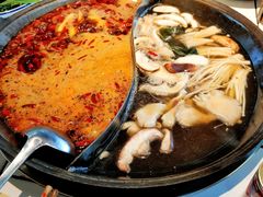-瓜西西重庆火锅(花溪店)