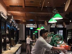 -Long Bar(莱佛士酒店)