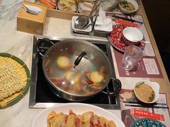 -尚尚仙·酸汤猪手·猪肚鸡火锅(华联万柳购物中心店)