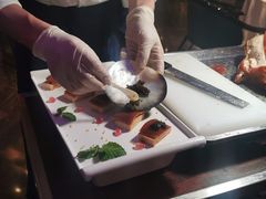鱼子酱烤鸭-悦江(梅奔中心店)