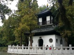 -汇龙潭