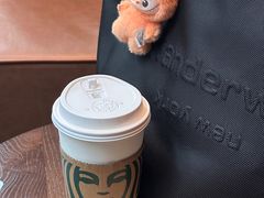 -星巴克臻选(广州高德置地秋广场店)