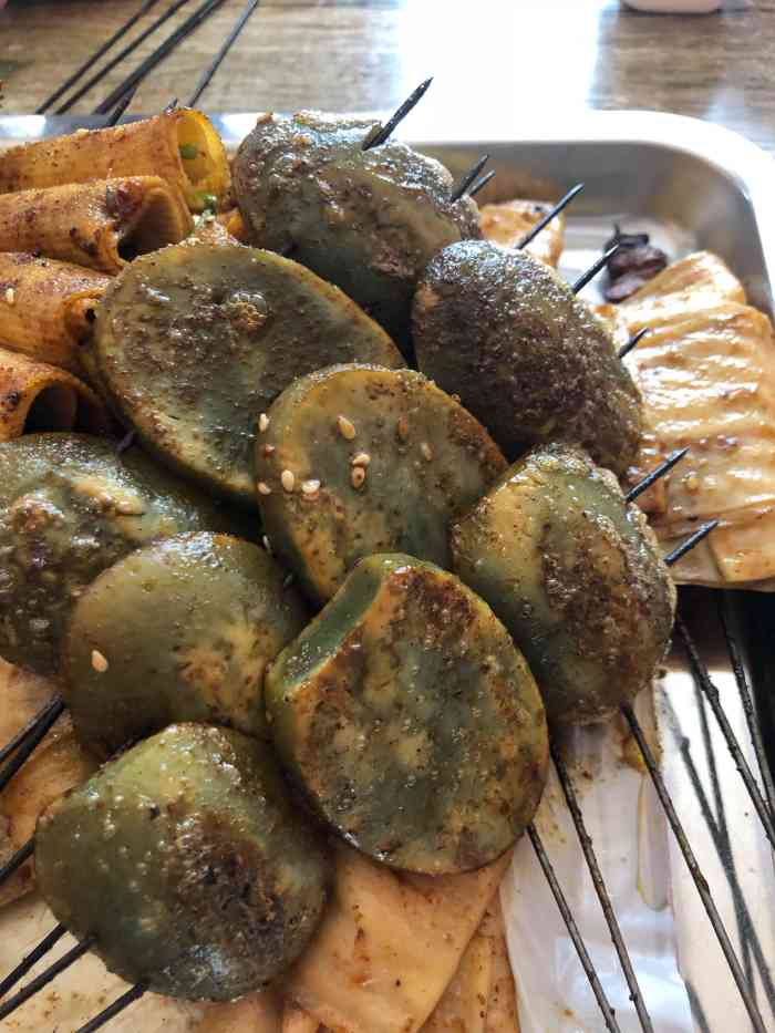 商厦老白烧烤-"终于来肇东吃小饼了,这家是据说不错的一家.