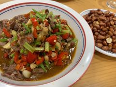 鲜炒黄牛肉-憨伢子·家常菜小食堂·有锅气の炒菜(江汉路店)