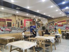 大堂-江城燕子大排档(江汉路步行街店)