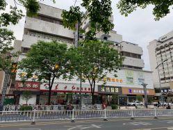 -乐玛婚纱摄影(解放北路店)