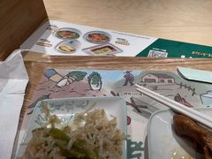 -老乡鸡(上海白玉兰广场店)