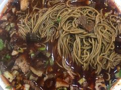 -崇州余荞面(落虹桥店)