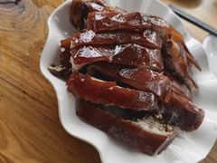 -黄记四更烤乳猪店