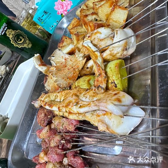 牛巴烧烤店