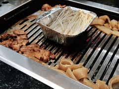-臻牛烤肉