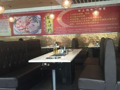 卡座-向阳居火锅涮烤自助餐厅