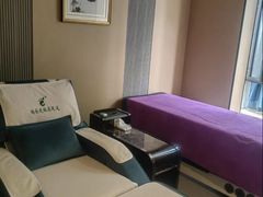 -鸿喜足健康足道采耳艾灸(南纬路店)