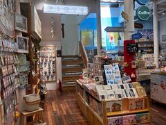 -猫的天空之城概念书店(杭州南宋御街店)