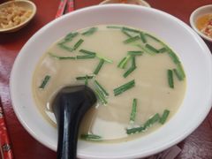 -三百碗宝应长鱼面(板仓街店)