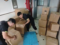 -安东易迷你自助仓储寄存仓库(杨浦店)