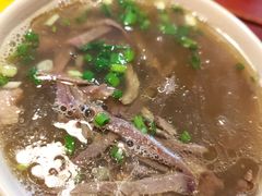 -佬钱湾仔(衣裳街店)