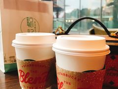 热太妃榛果糖脆拿铁-星巴克(苏州诚品店)