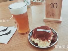 -半勺舒舒生日蛋糕店
