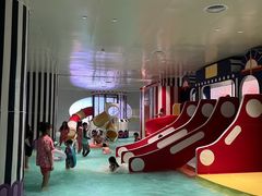 -涨巢·潮玩水疗局