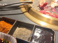 -铭牛烧肉·和牛海鲜自助(高新月牙湖店)