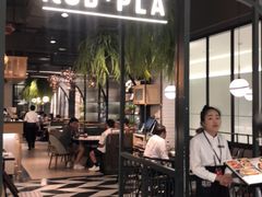 -KUB KAO' KUB PLA(Central World Plaza)