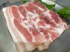 -围炉肉舍丹东海鲜烤肉·烤活鳗(步行街店)