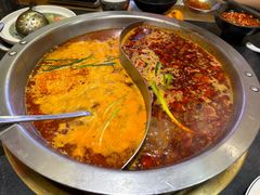 -沸炉重庆老火锅(军事博物馆店)