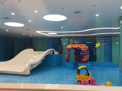 -Swim斯卫姆国际儿童游泳中心(红博中央公园店)