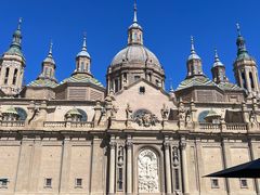 -皮拉尔圣母圣殿主教座堂