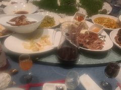 -凤凰园烤鸭店·唐山菜·传承花椒肉(老唐丰路店)