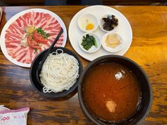 鲜茄肥牛过桥米线-桥香园过桥米线(国贸店)