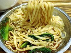 -溪畔老牌永定牛肉小吃(兴发大厦店)