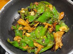 擂辣椒烧手撕鸡-吃饭皇帝大(合生汇店)