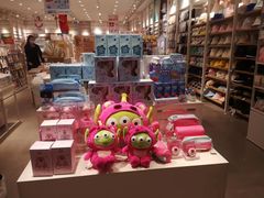 -名创优品(海珠乐峰广场店)