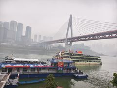 -欧辰国际酒店(重庆欢乐谷轻轨站店)