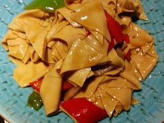 -关东小磨东北菜(上海长风大悦城店)